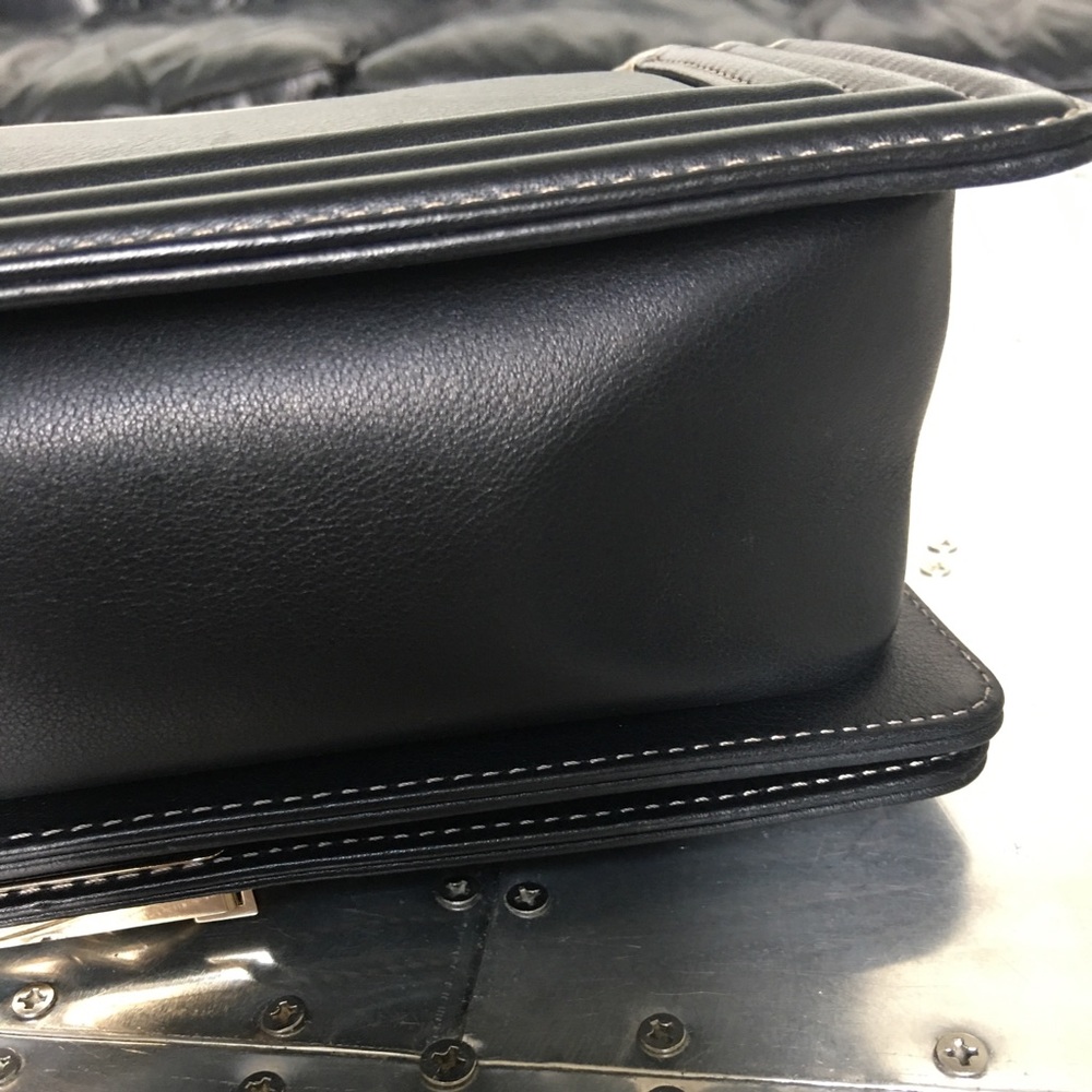 Chanel Bicolor Le Boy Flap Bag - Picture 12 of 14